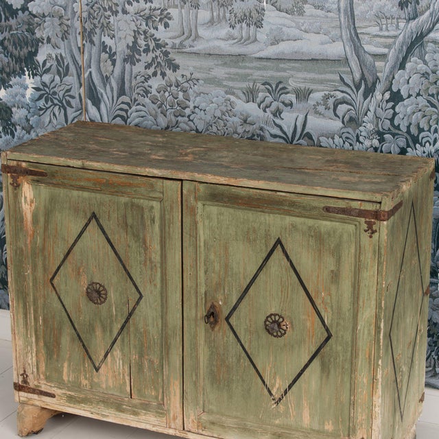 18th Century Italian Buffet With Iron Details in Original Green Paint For Sale - Image 13 of 18