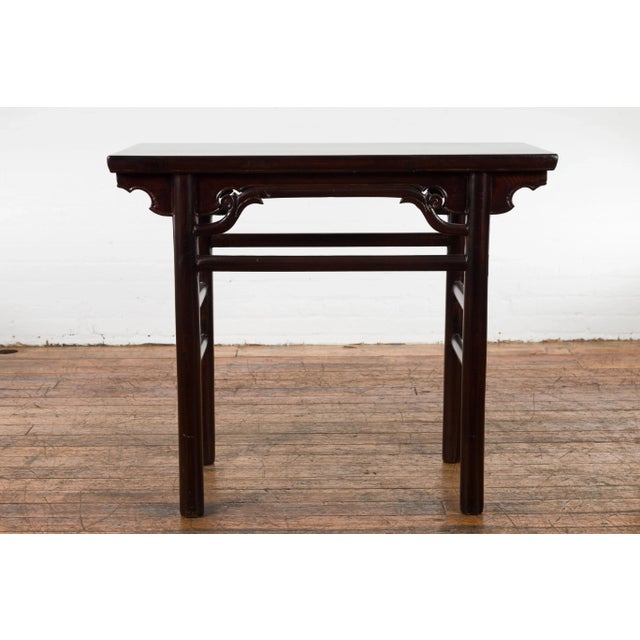 Chinese Qing Dynasty Ming Style Yumu Wood Wine Table with Dark Lacquer For Sale - Image 4 of 13