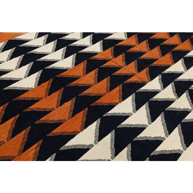 Textile Modern Navajo Style Geometric Wool Rug Handmade Terracotta & Charcoal Flatweave For Sale - Image 7 of 11
