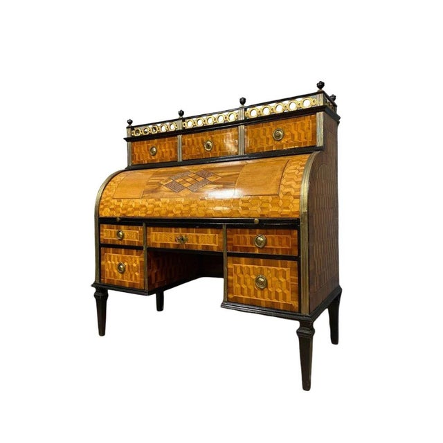 Louis XVI Marquetry Cylinder Desk For Sale - Image 5 of 9