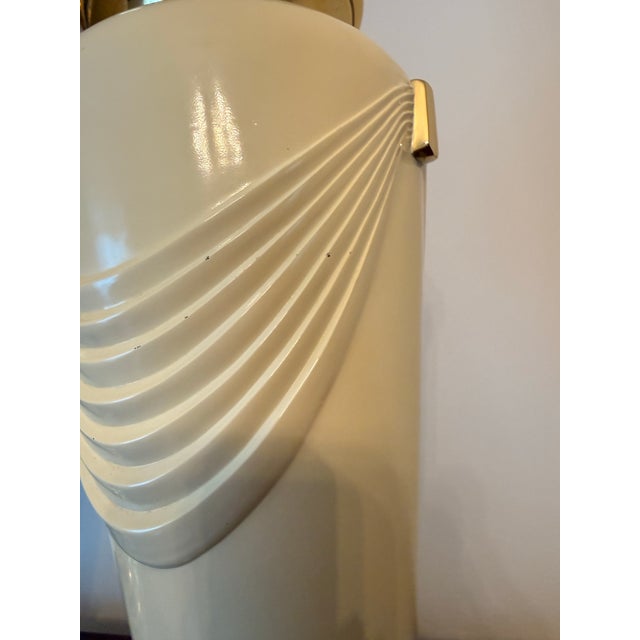 1980s Vintage Hollywood Regency Brass & Cream Ceramic Drape Table Lamps - A Pair For Sale - Image 5 of 12