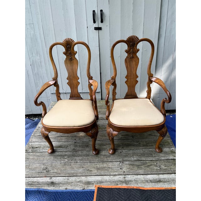 Queen Anne Set of 8 Vintage Queen Anne Dining Chairs With Carved Cabriolet Legs and Splats For Sale - Image 3 of 12