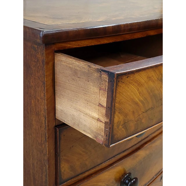 Antique English Edwardian Figured Mahogany Dresser With Original Knobs For Sale - Image 9 of 18