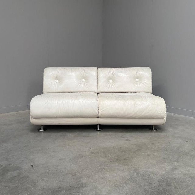 Space Age White Leather Two Seat Lounge Sofa, 1970s For Sale - Image 4 of 14