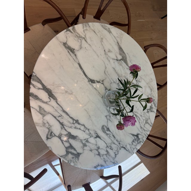Stone Saarinen Round Dining Table 54" Knoll For Sale - Image 7 of 11