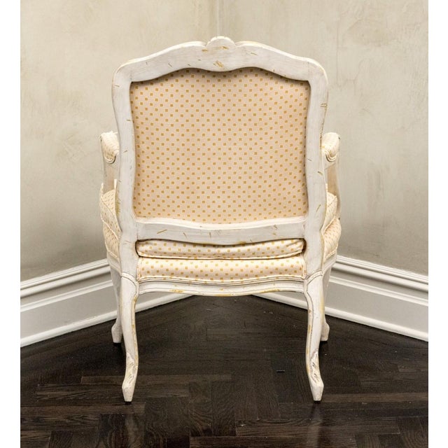 Early 20th Century Louis XV Style Painted Bergère Armchairs With Down Cushions – Pair For Sale - Image 4 of 14
