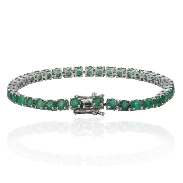 Not Yet Made - Made To Order Contemporary 9.18 Ct Round Cut Emerald Line Tennis Bracelet - May Birthstone Gift For Sale - Image 5 of 13