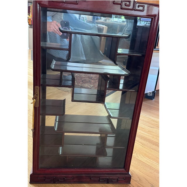 Mid 20th Century Chinese Rosewood Curio Display Cabinet For Sale - Image 4 of 16