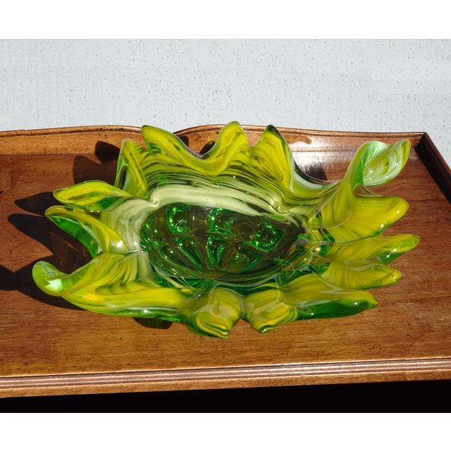 Gorgeous Bowl in Great Vintage Condition. Solid and Firm. Wear is usual for its age. Please study the photos and ask...