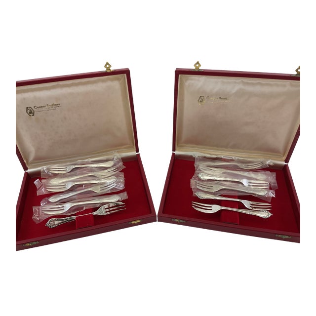 1980s Silver Plated 12 Pastry Forks with Cases, Chesterfield. For Sale