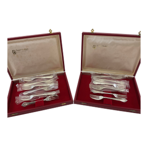 1980s Silver Plated 12 Pastry Forks with Cases, Chesterfield.