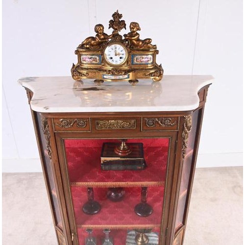French Painted Display Cabinet from Vernis Martin, 1900s For Sale - Image 3 of 13