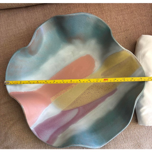 Post Modern Ruffled Edge 1980’s Pastel Pottery Centerpiece For Sale In New York - Image 6 of 6