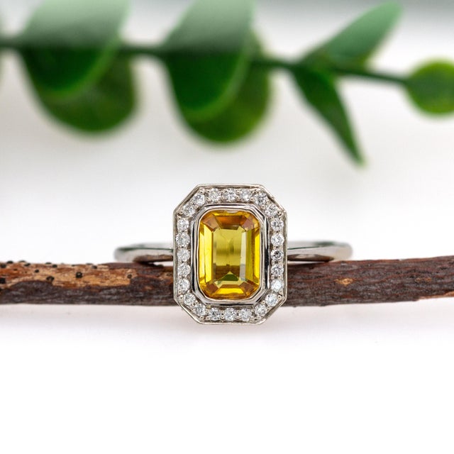 Art Deco 1.3ct Ceylon Yellow Sapphire Ring W Natural Diamond Halo in 14k Solid Gold, Size 6.75 For Sale - Image 3 of 7