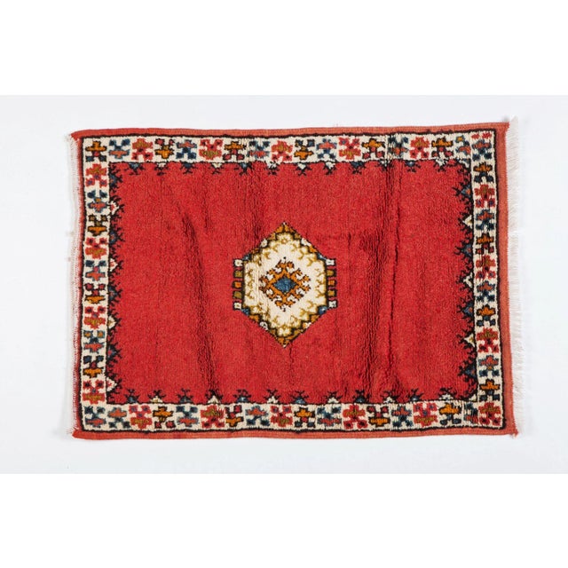 A dazzling and distinctive addition to your living room, dining room, entryway or bedroom, this rug and its bold,...
