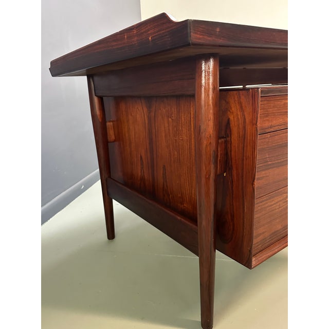 Sibast Furniture Arne Vodder Rosewood Executive Desk 207 for Sibast, Denmark, 1960s For Sale - Image 4 of 17