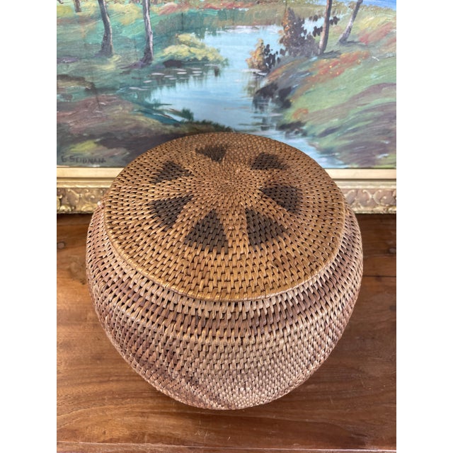 Brown Vintage Handwoven Southeast Asian Rattan Lidded Basket With Saburst and Diamond Weave Pattern For Sale - Image 8 of 8