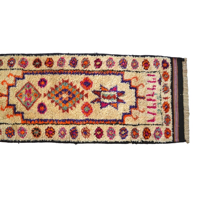 1970s Hand-Knotted Turkish Runner Rug. High Pile Tribal Extra Long Runner Rug - 2′8″ × 15′3″ For Sale - Image 10 of 11