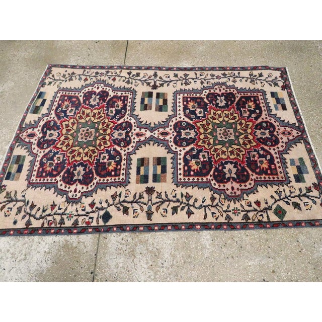 Galerie Shabab Collection Mid-20th Century Turkish Anatolian Throw Rug For Sale In New York - Image 6 of 9