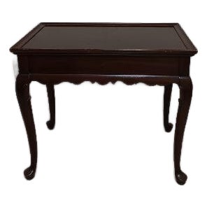 1950s Mahogany Queen Anne Style Tea Table Featuring Pull-Out Trays on Both Ends For Sale