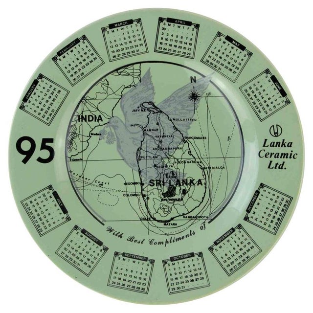 1990s Vintage Italian Calendar Plate from Lanka Ceramic, 1995 For Sale - Image 5 of 5
