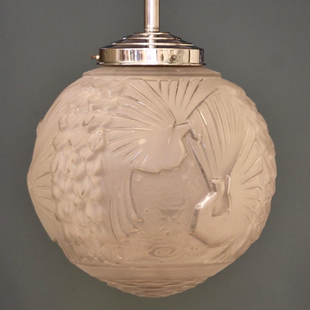 Large French Art Deco Pendant Light from Muller Frères, 1920s For Sale - Image 3 of 14