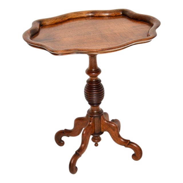 Antique Victorian Walnut Occasional Side Table, 1880 For Sale