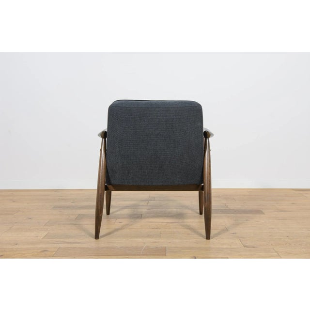 Mid-Century Modern GFM-87 Armchairs by Juliusz Kedziorek for Gościcińskie Furniture, Poland, 1960s, Set of 2 For Sale - Image 9 of 18