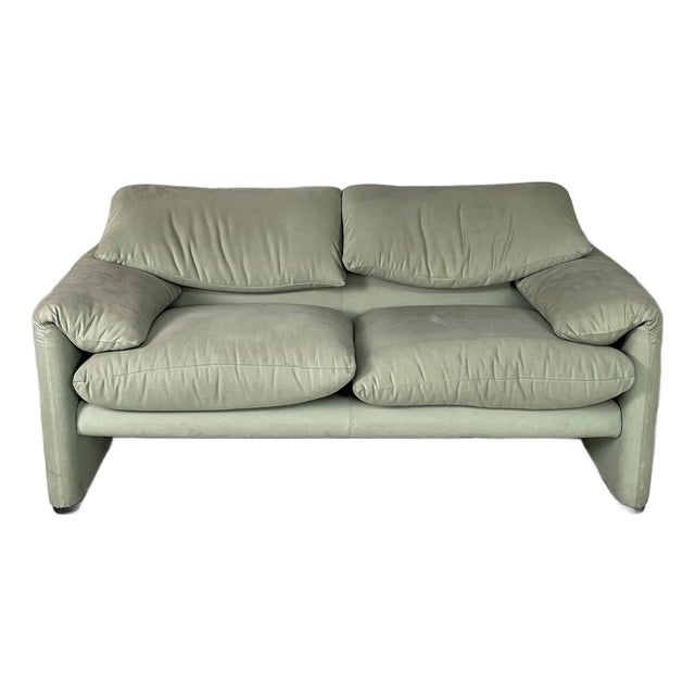 Modern Italian Maralunga Sofa by Vico Magistretti for Cassina, 1970s For Sale