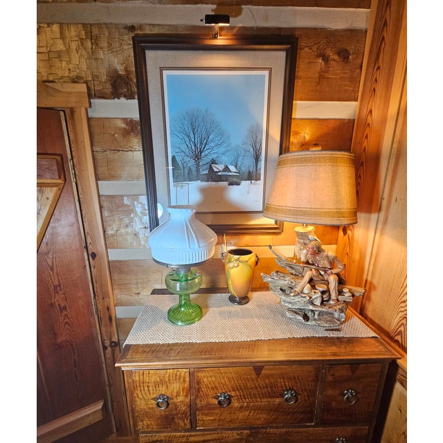 This beautiful Bradley and Hubbard Table lamp is an early-20th-century Aladdin mantle or table oil lamp composed of the...