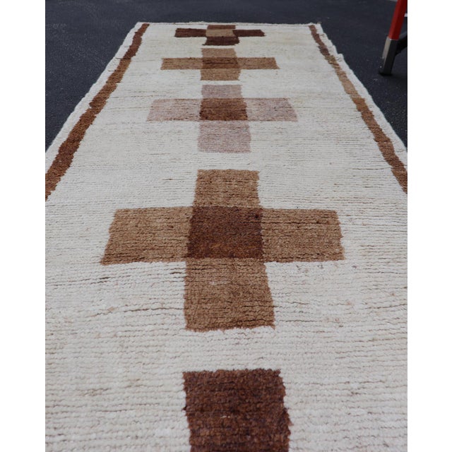 Vintage Turkish Tulu Runner With Ivory Field and Layered Brown Cross Motifs For Sale - Image 10 of 12