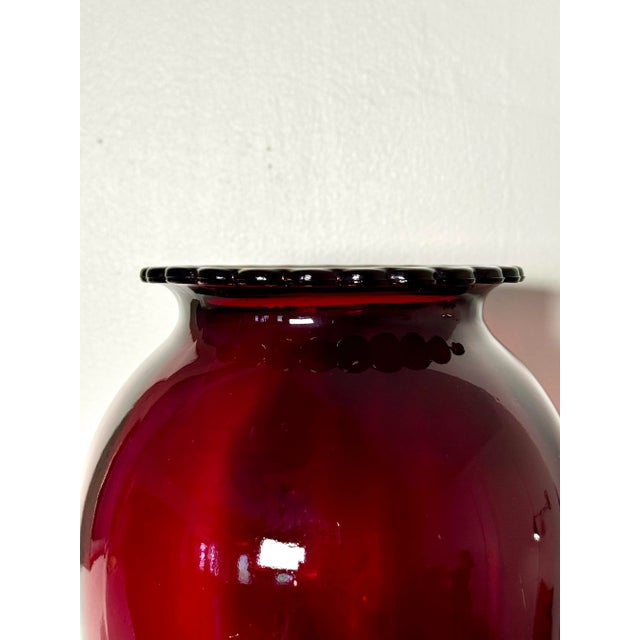 Vintage Traditional Scalloped Edged Red Glass Vase For Sale - Image 4 of 7