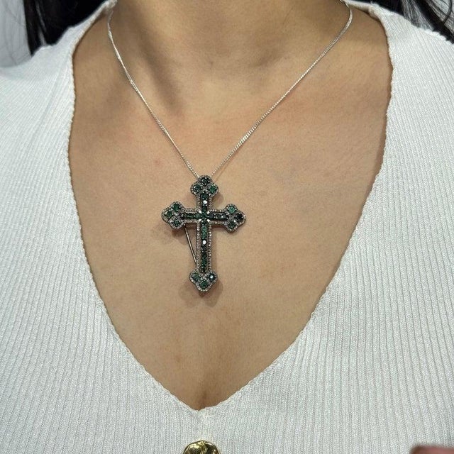 Royal Victorian Style Emerald & Diamond Cross Brooch Pendant in 925 Sterling Silver For Sale - Image 9 of 14