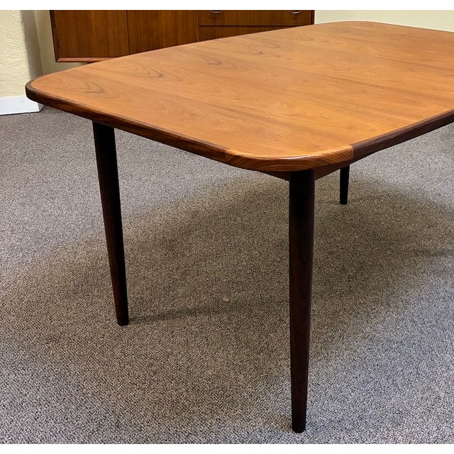 Mid 20th Century European Mid Century Modern Extending Teak Dining Table W/ Butterfly Leaf by G-Plan c.1960 For Sale - Image 5 of 10