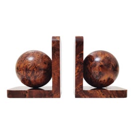 Example of Bookends