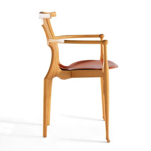 Mid-Century Modern Leather and Wood Gaulino Chair by Oscar Tusquets, 2018 For Sale - Image 4 of 9