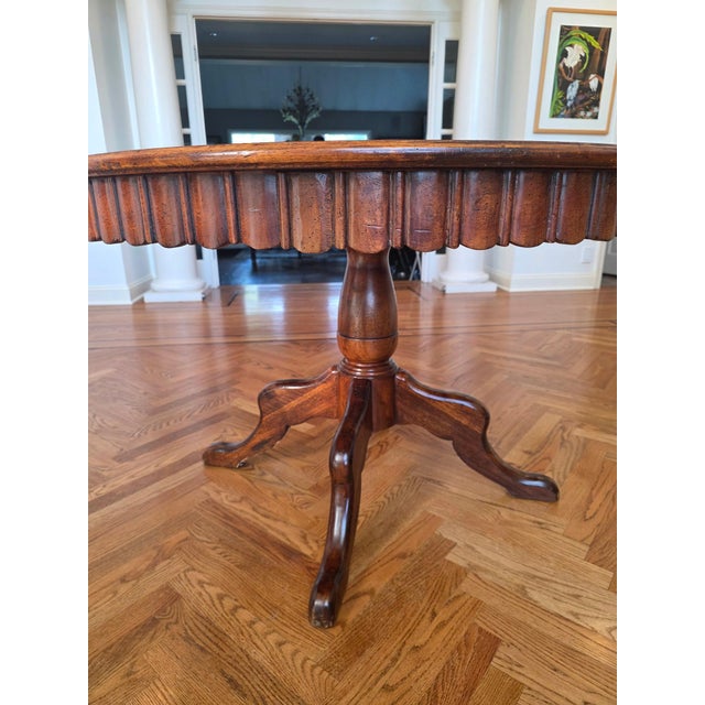 Mid-Century Round to Oval Walnut Extendable Dining Table For Sale - Image 13 of 16