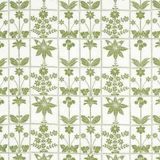 Schumacher Georgia Wildflowers Fabric in Leaf For Sale