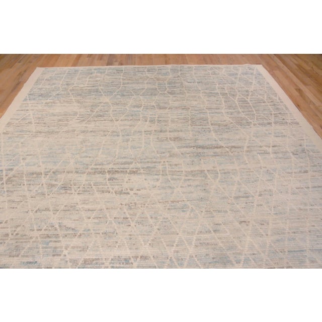 Early 21st Century Nazmiyal Collection Patterned Modern Area Rug For Sale - Image 5 of 6