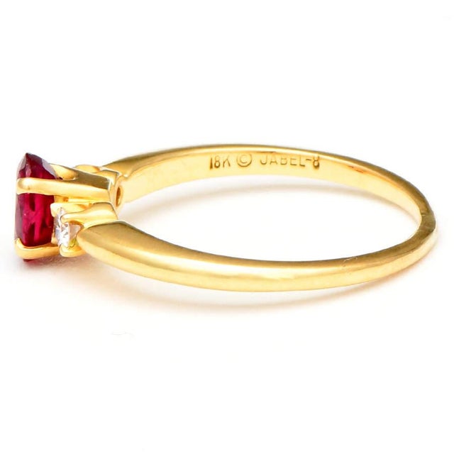 Contemporary 18KY Ruby(.70) & Diamond(.10) Ring, size 5.75 For Sale - Image 3 of 5