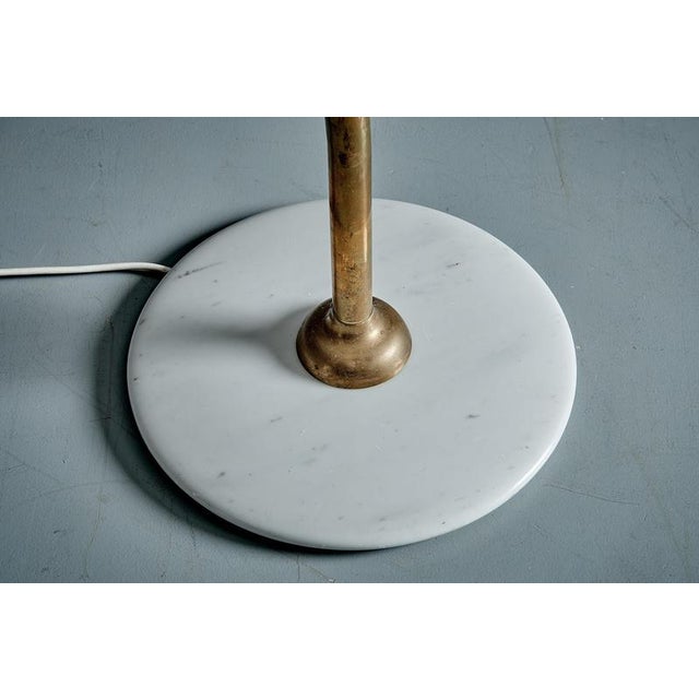 Floor Lamp with White Marble Base in the style of Stilnovo, Italy, 1950s For Sale - Image 10 of 17