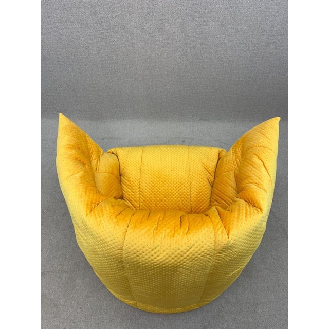 Set of Vintage Armchair and Ottoman in Yellow Brigantin from Ligne Roset For Sale - Image 10 of 18