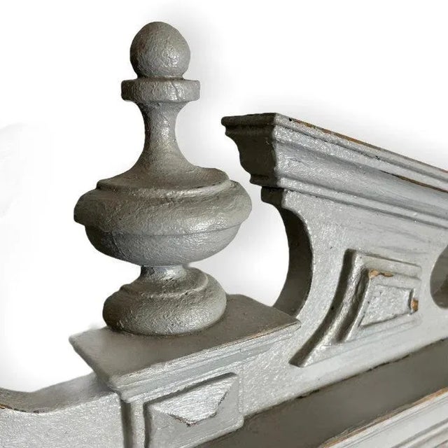 Painted Showcase Cabinet, 1900s For Sale - Image 4 of 11