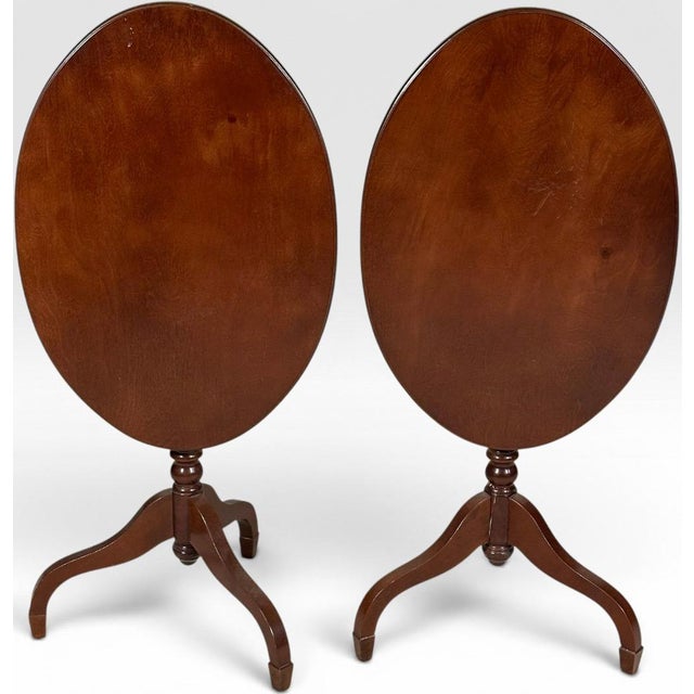 Pair of Vintage Queen Anne Style Oval Tilt Top Accent Tables This exceptional pair of vintage Queen Anne-style accent...