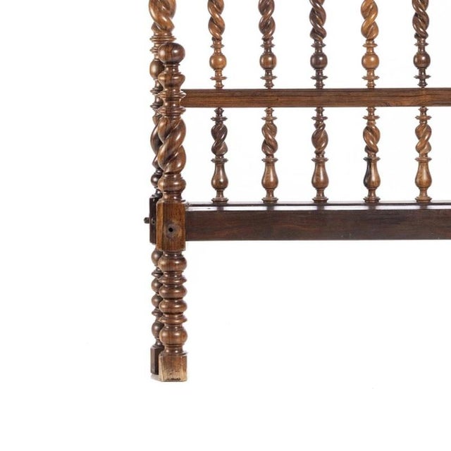 Bobbin Lace Bed in Fine Wood, 18th Century For Sale - Image 3 of 6