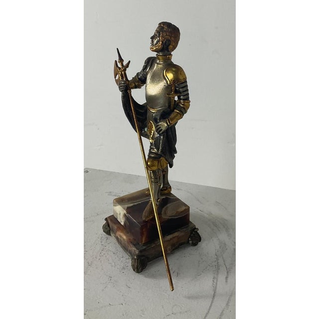 English Knight Figurine attributed to Giuseppe Vasari, 1970 For Sale - Image 4 of 15