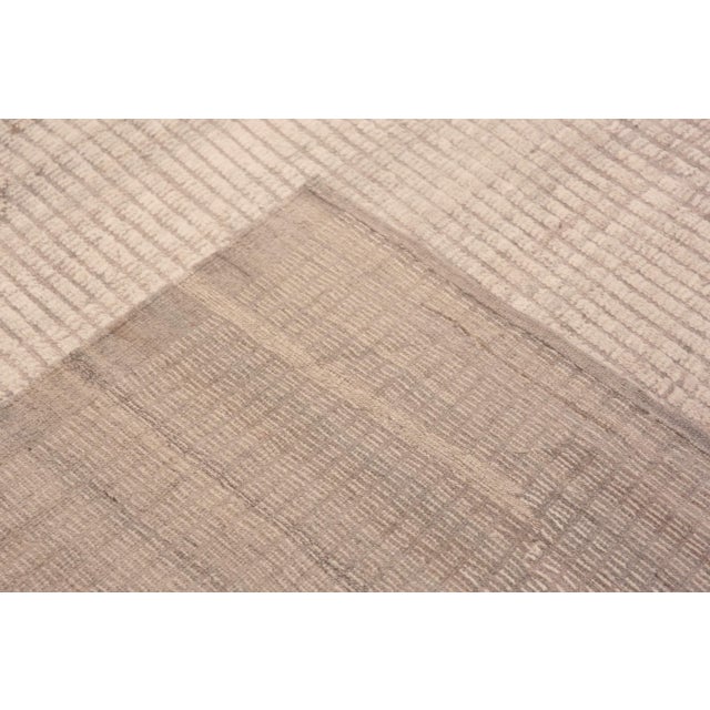 Early 21st Century Nazmiyal Collection Oversized Minimalist Geometric Rug For Sale - Image 5 of 9