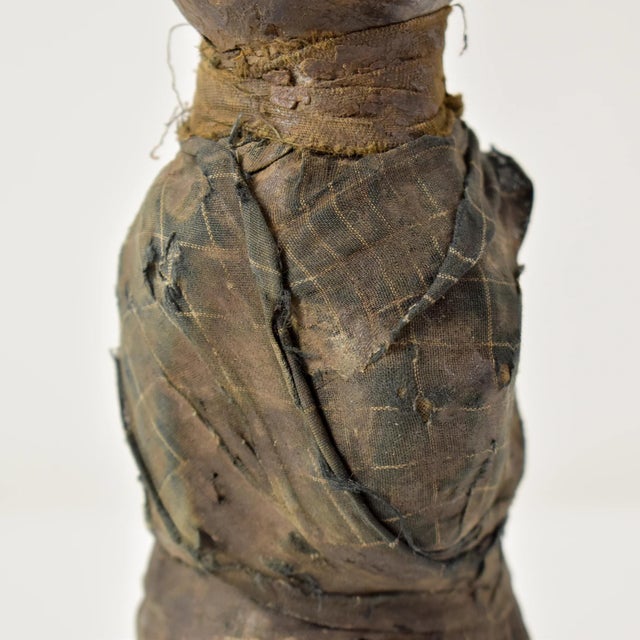 Early 20th Century Pere Miniature Mummy Wood Figure 12 Inch Tanzania For Sale - Image 13 of 15