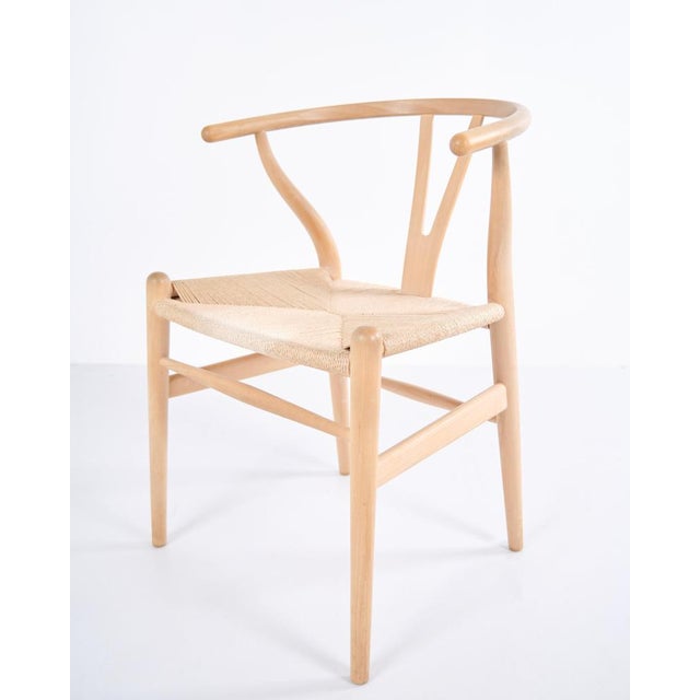 Carl Hansen & Søn Model CH24 Wishbone Chairs in Beech and Cord by Hans J. Wegner for Carl Hansen & Søn, 1970s, Set of 6 For Sale - Image 4 of 17