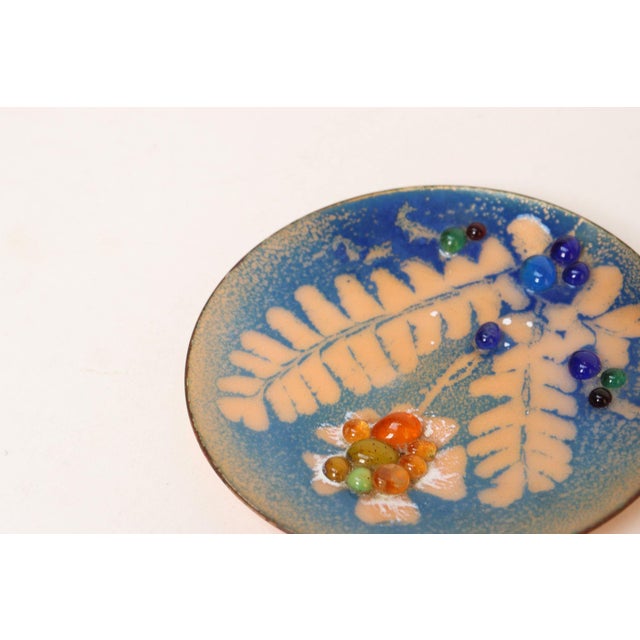Blue Small Mid-Century American Modern Blue and Peach Botanical Enamel on Copper Dish For Sale - Image 8 of 11